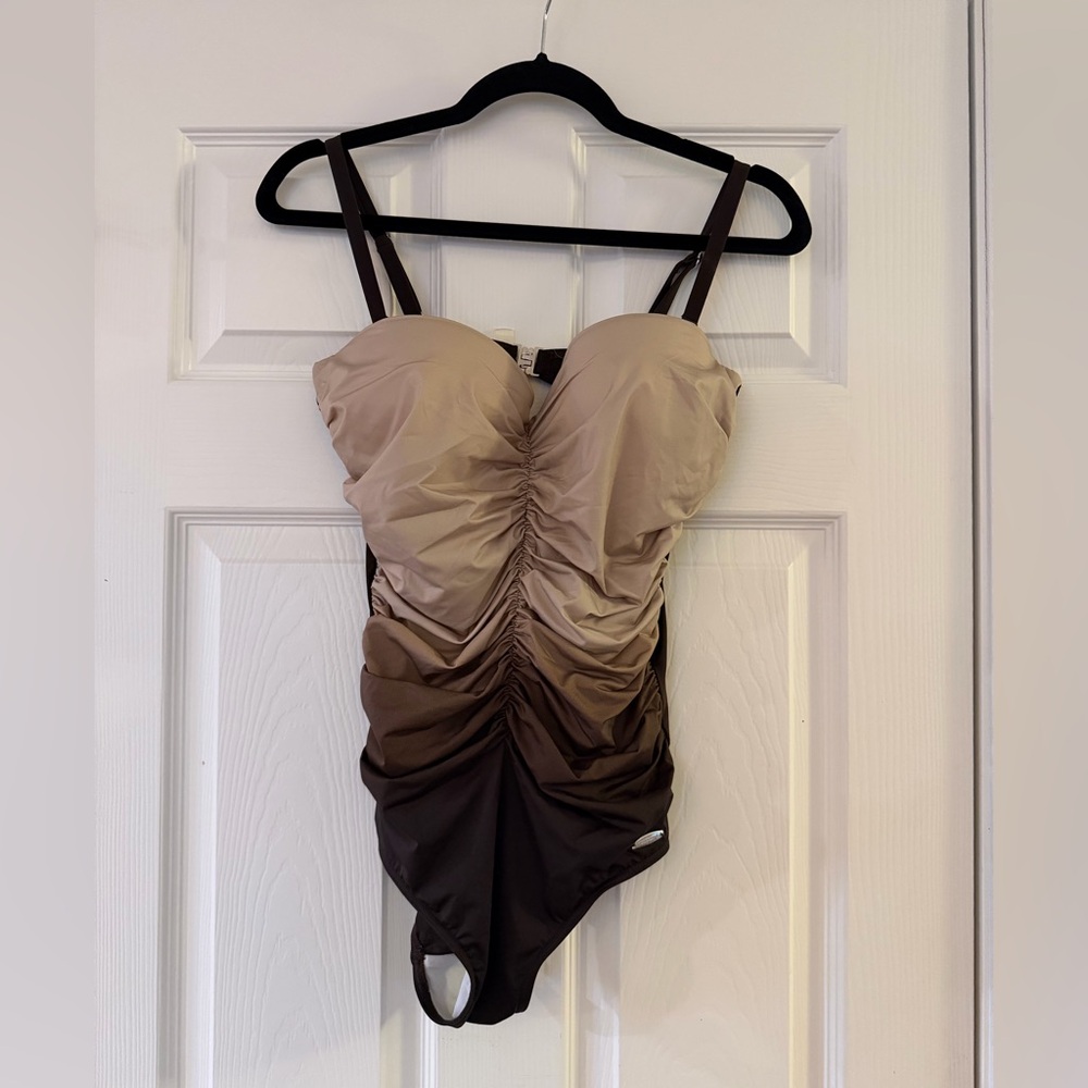 Vintage Brown Ruched Ombré One-Piece Swimsuit W/ Key Hole Back  Beach Vacation